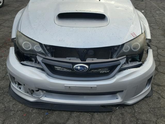 JF1GR7E6XBG806048 - 2011 SUBARU IMPREZA WR SILVER photo 9