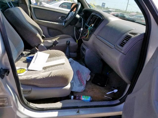 4F2YU07B02KM20055 - 2002 MAZDA TRIBUTE DX 银色 照片 5