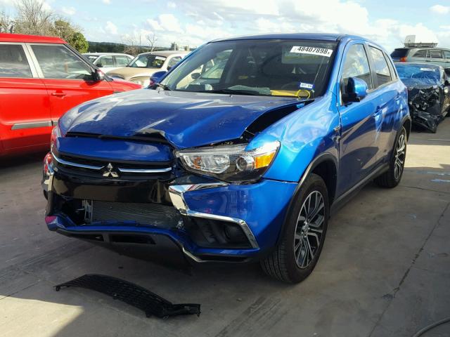 JA4AR3AU9JU011399 - 2018 MITSUBISHI OUTLANDER BLUE photo 2