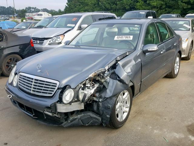 WDBUF65J05A696170 - 2005 MERCEDES-BENZ E 320 BLUE photo 2