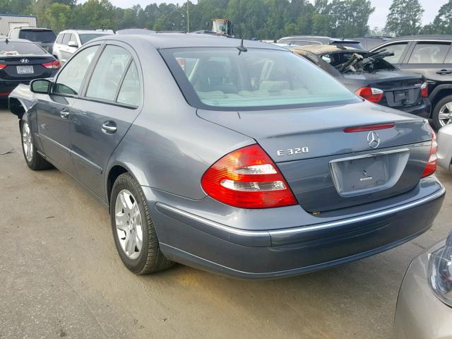 WDBUF65J05A696170 - 2005 MERCEDES-BENZ E 320 BLUE photo 3