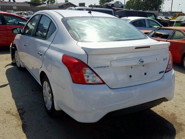 3N1CN7AP4GL866139 - 2016 NISSAN VERSA S WHITE photo 3