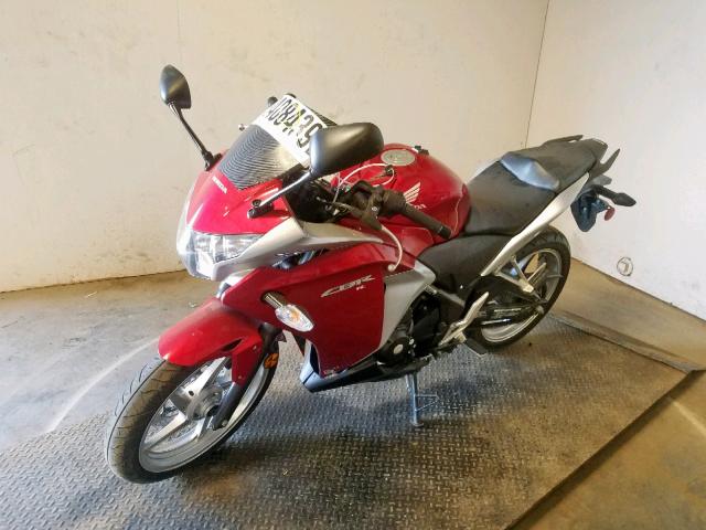 MLHMC410XC5204145 - 2012 HONDA CBR250 R RED photo 2