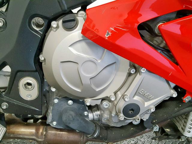 WB10D2109GZ355542 - 2016 BMW S 1000 RR RED photo 16