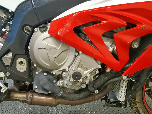 WB10D2109GZ355542 - 2016 BMW S 1000 RR RED photo 6