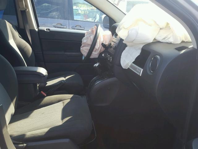 1C4NJDBB6GD712914 - 2016 JEEP COMPASS SP 银色 照片 5