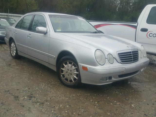 WDBJF82J4YX037349 - 2000 MERCEDES-BENZ E 320 4MAT SILVER photo 1