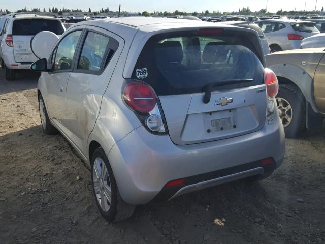 KL8CD6S9XFC722396 - 2015 CHEVROLET SPARK 1LT SILVER photo 3