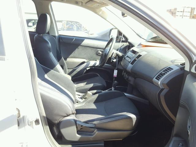 JA4AS3AW8CU023715 - 2012 MITSUBISHI OUTLANDER SILVER photo 5