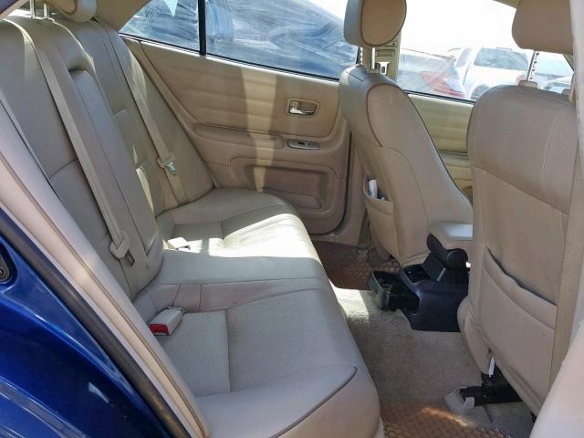 JTHBD192650099436 - 2005 LEXUS IS 300 BLUE photo 6