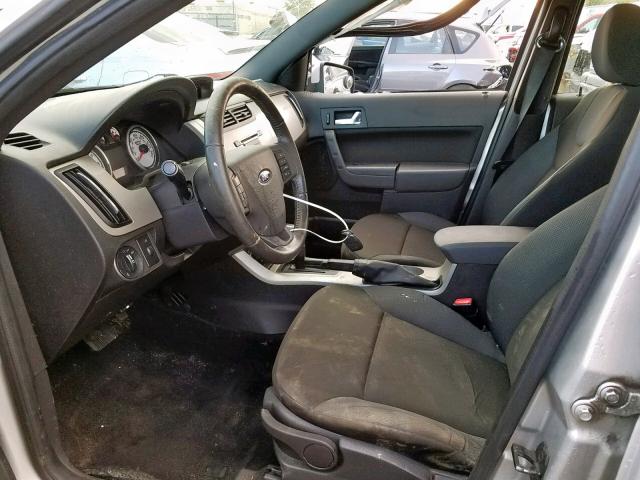 1FAHP36N69W119724 - 2009 FORD FOCUS SES SILVER photo 5