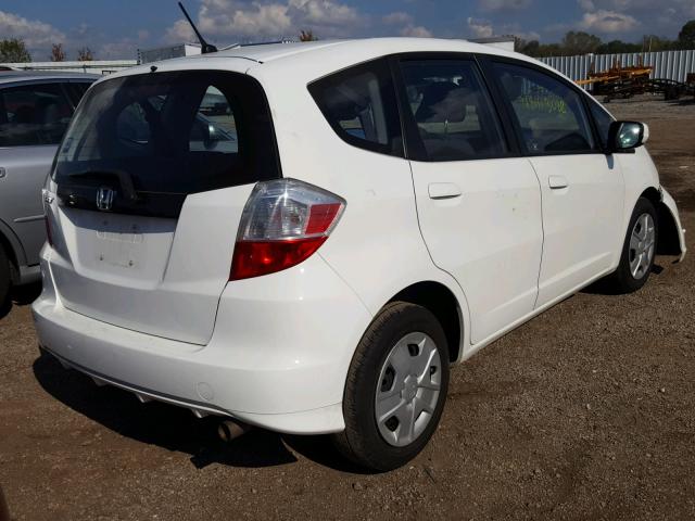 JHMGE8H32DC041097 - 2013 HONDA FIT WHITE photo 4