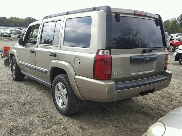 1J8HG48NX6C167021 - 2006 JEEP COMMANDER BEIGE photo 3