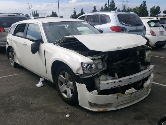 2D4FV47T58H223552 - 2008 DODGE MAGNUM WHITE photo 1