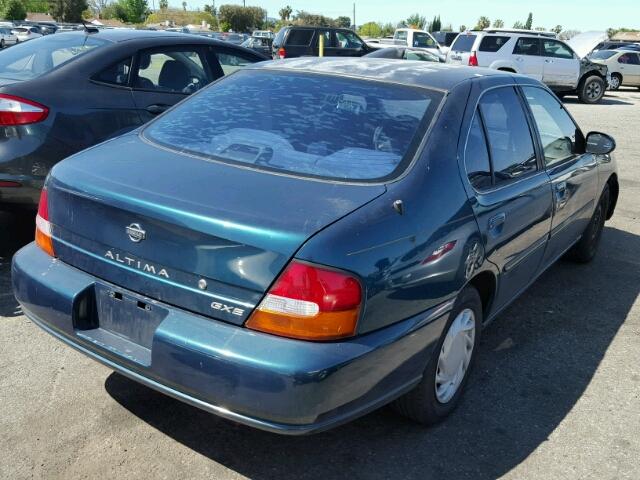 1N4DL01DXWC201833 - 1998 NISSAN ALTIMA XE BLUE photo 4