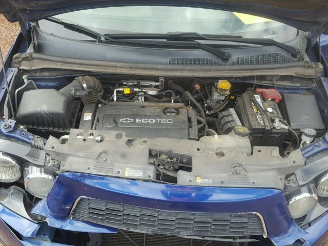 1G1JA5SH2D4246847 - 2013 CHEVROLET SONIC LS 蓝色 照片 7