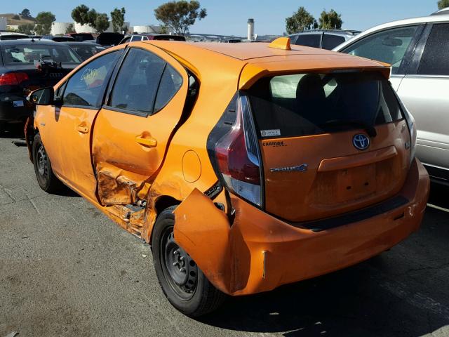 JTDKDTB36G1133145 - 2016 TOYOTA PRIUS C ORANGE photo 3