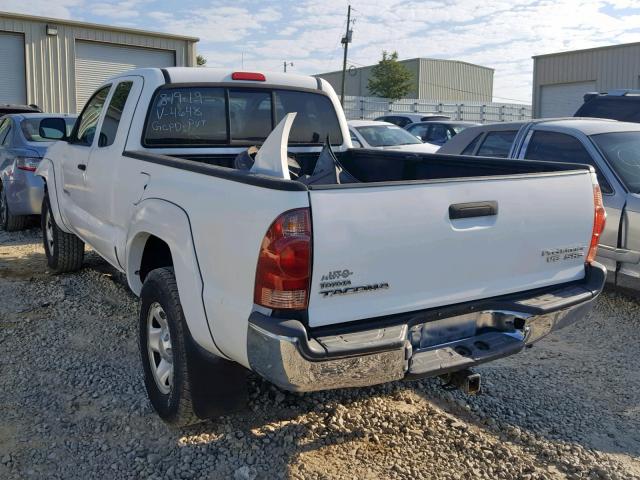 5TETU62N66Z164648 - 2006 TOYOTA TACOMA PRE WHITE photo 3