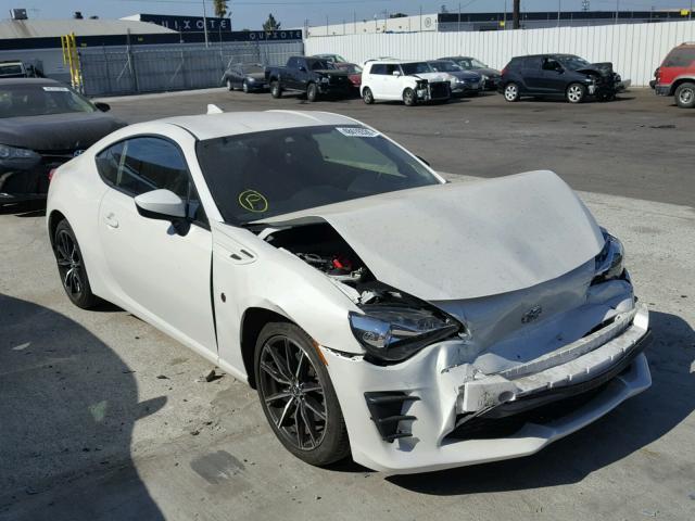 JF1ZNAA10H8700691 - 2017 TOYOTA 86 BASE WHITE photo 1