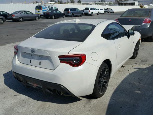 JF1ZNAA10H8700691 - 2017 TOYOTA 86 BASE WHITE photo 4