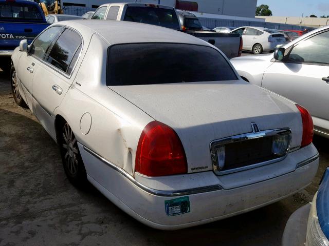 1LNHM81W07Y606513 - 2007 LINCOLN TOWN CAR S WHITE photo 3