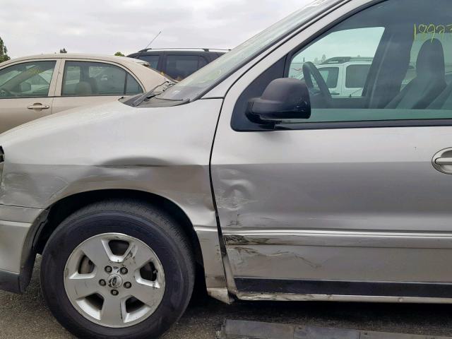 2FMZA57614BB27304 - 2004 FORD FREESTAR S SILVER photo 9