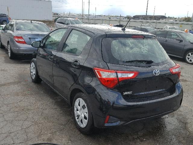 VNKKTUD30JA090989 - 2018 TOYOTA YARIS L BLACK photo 3