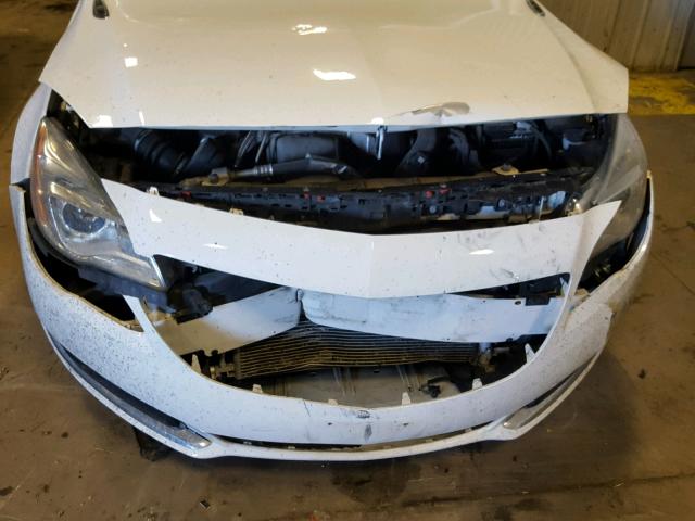 2G4GN5EX7E9271035 - 2014 BUICK REGAL PREM WHITE photo 9