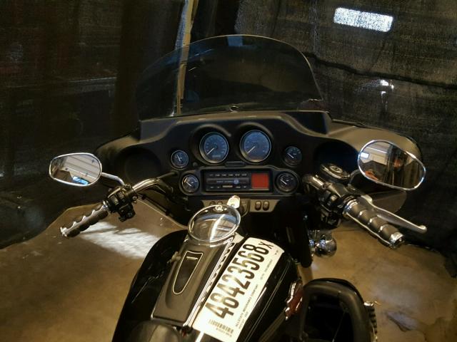 1HD1FCW175Y648981 - 2005 HARLEY-DAVIDSON FLHTCUI BLACK photo 5