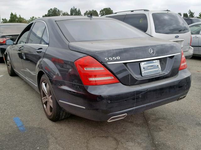 WDDNG7BB9BA385067 - 2011 MERCEDES-BENZ S 550 BLACK photo 3