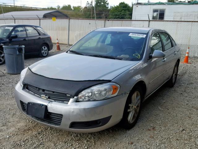 2G1WU583481232247 - 2008 CHEVROLET IMPALA LTZ SILVER photo 2