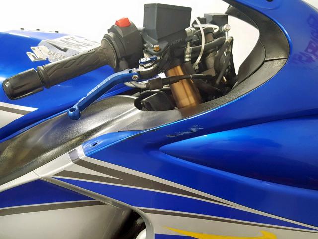 JS1GX72B0F2100415 - 2015 SUZUKI GSX1300 RA BLUE photo 16