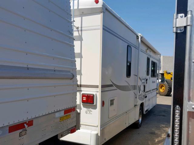 1FDXE45S04HA12606 - 2004 WINNEBAGO MINNIEWINN WHITE photo 4