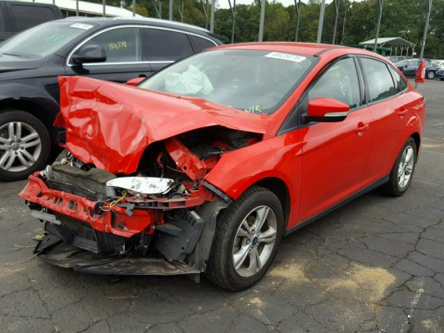 1FADP3F27EL140131 - 2014 FORD FOCUS SE RED photo 2