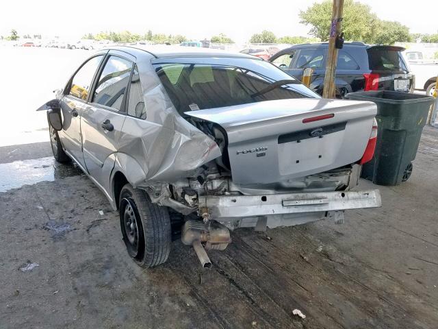 1FAFP34N27W266632 - 2007 FORD FOCUS ZX4 SILVER photo 3