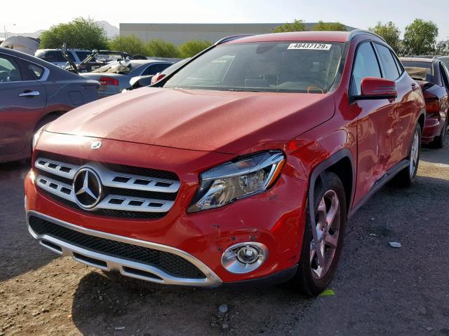 WDCTG4EB4JJ459533 - 2018 MERCEDES-BENZ GLA 250 RED photo 2