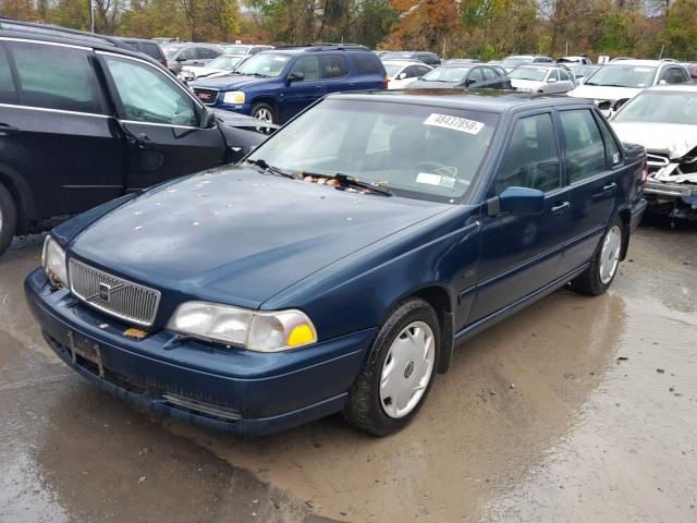 YV1LS5576W1545983 - 1998 VOLVO S70 BLUE photo 2