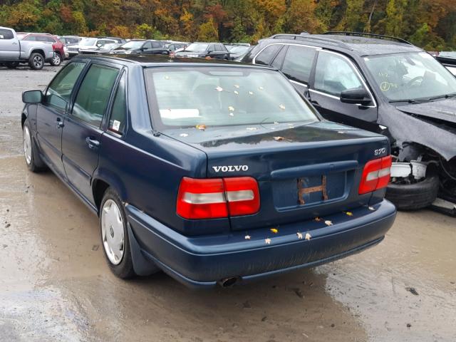 YV1LS5576W1545983 - 1998 VOLVO S70 BLUE photo 3