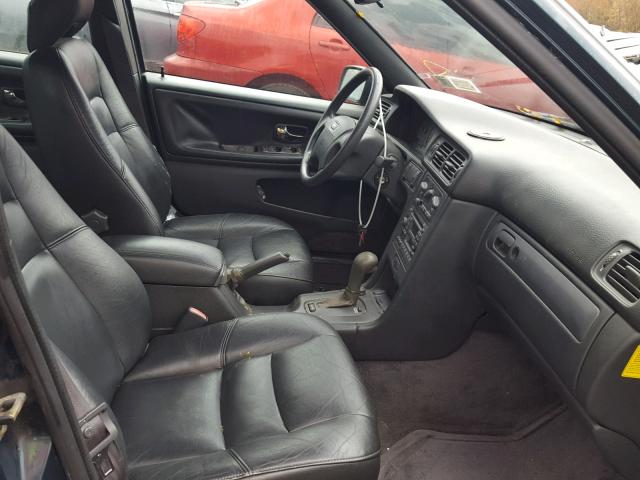 YV1LS5576W1545983 - 1998 VOLVO S70 BLUE photo 5