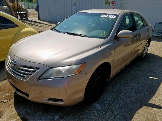 4T4BE46K89R114622 - 2009 TOYOTA CAMRY BASE GOLD photo 2