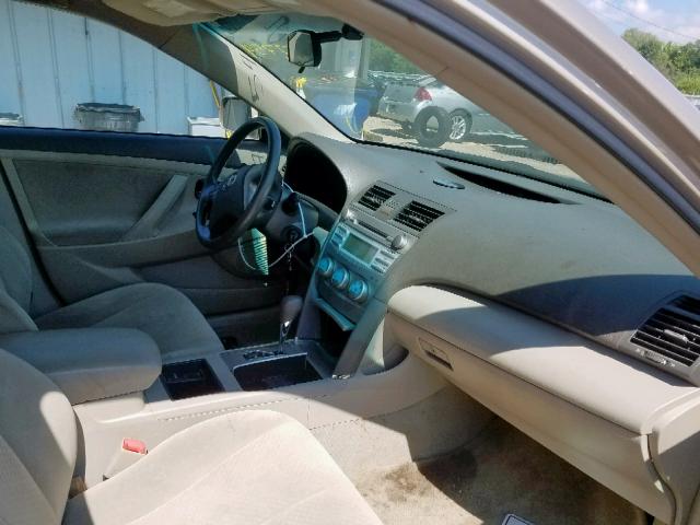 4T4BE46K89R114622 - 2009 TOYOTA CAMRY BASE GOLD photo 5