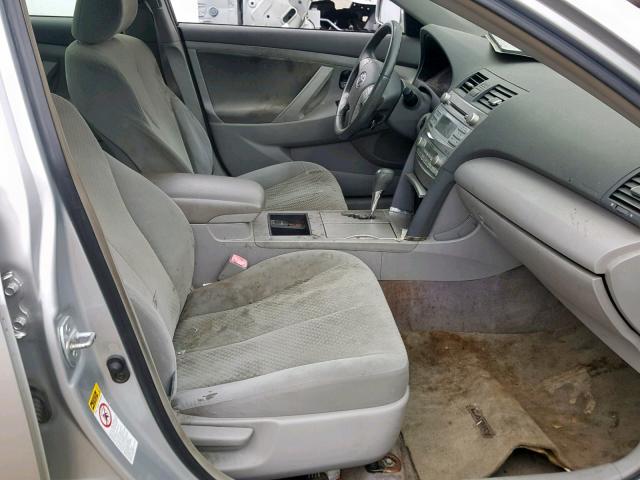 JTNBB46K073006937 - 2007 TOYOTA CAMRY NEW SILVER photo 5