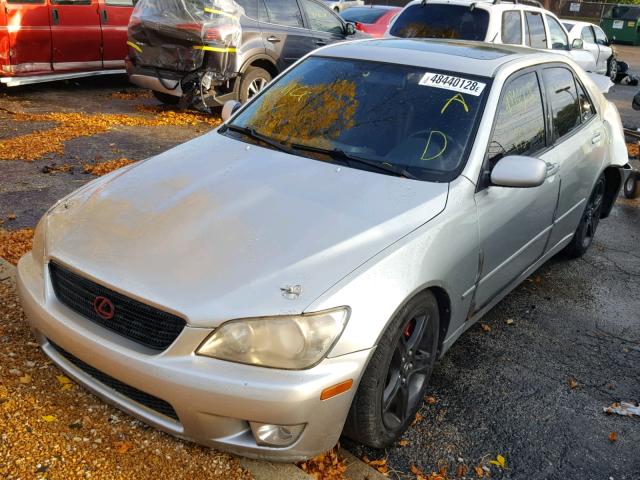 JTHBD182210008741 - 2001 LEXUS IS 300 SILVER photo 2