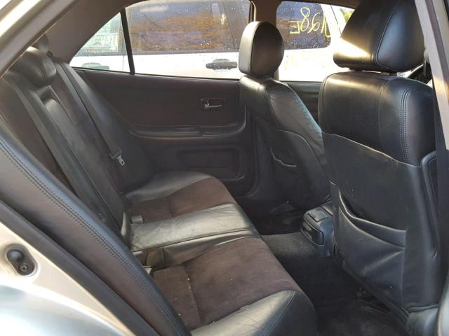 JTHBD182210008741 - 2001 LEXUS IS 300 SILVER photo 6