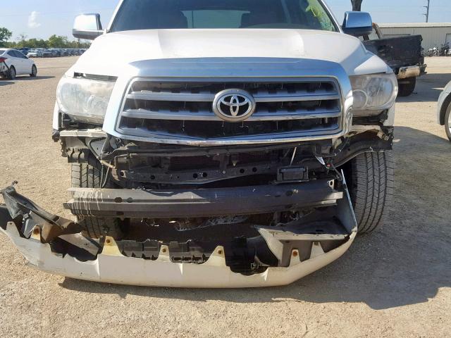 5TDYY5G14BS032098 - 2011 TOYOTA SEQUOIA PL WHITE photo 9