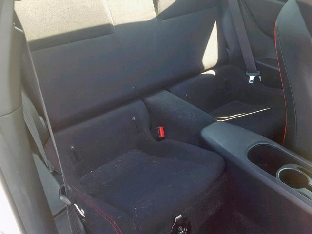 JF1ZNAA12F9701946 - 2015 TOYOTA SCION FR-S WHITE photo 6