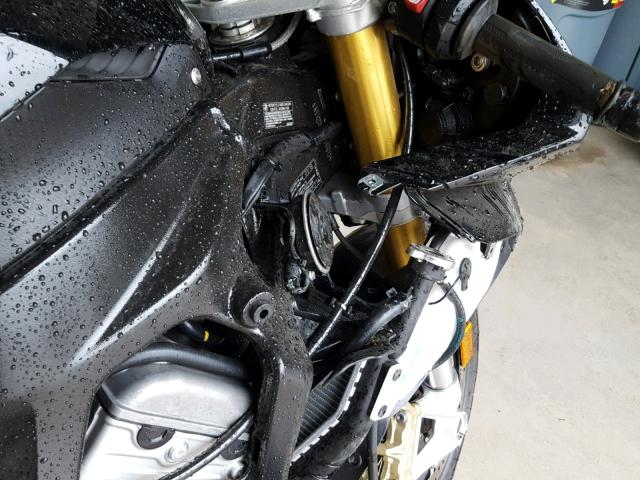 WB10D6000JZ711523 - 2018 BMW S 1000 RR BLACK photo 9