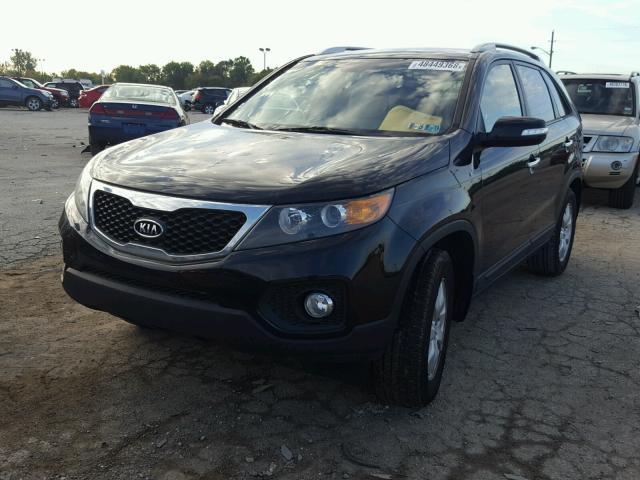 5XYKT3A62DG383217 - 2013 KIA SORENTO LX BLACK photo 2