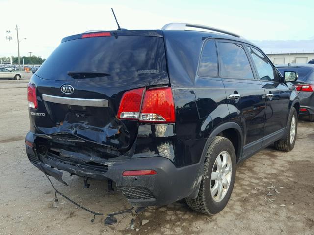 5XYKT3A62DG383217 - 2013 KIA SORENTO LX BLACK photo 4