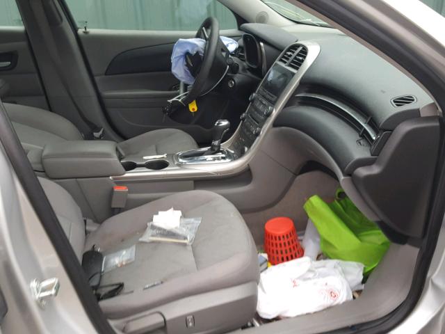 1G11A5SA5DF315487 - 2013 CHEVROLET MALIBU LS 银色 照片 5